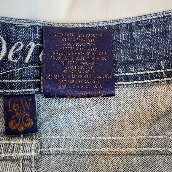 Dereon Womens Boot Cut Jeans Stretch Denim Size 16W - Picture 8 of 12